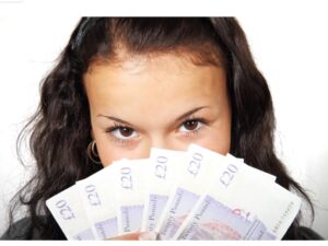 How Can Housewife Earn Money From Home